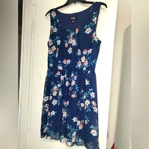 Women's by & by dress Blue Floral, Size Large